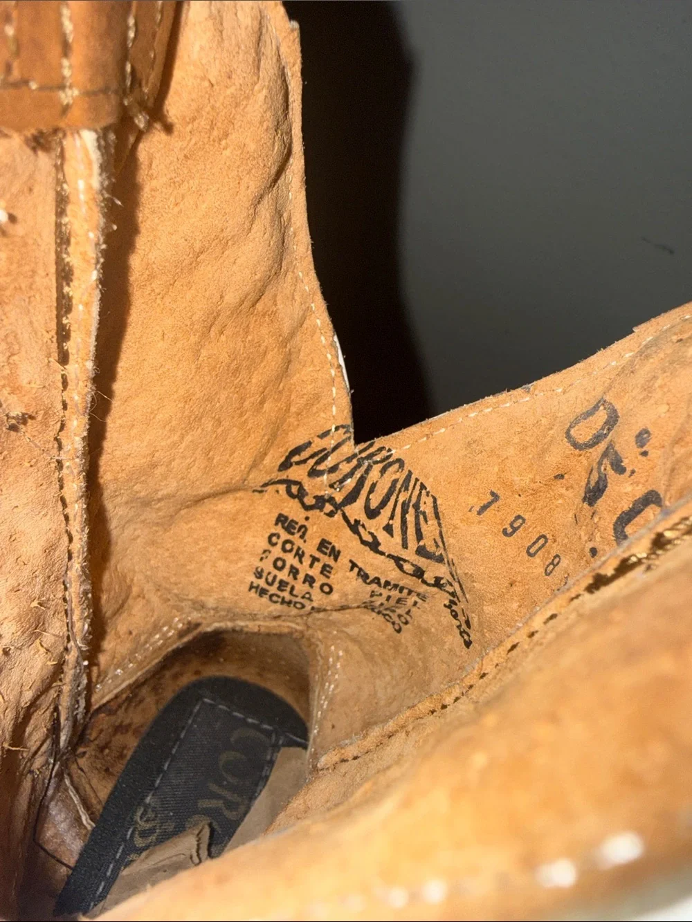 N/A cowboy boots